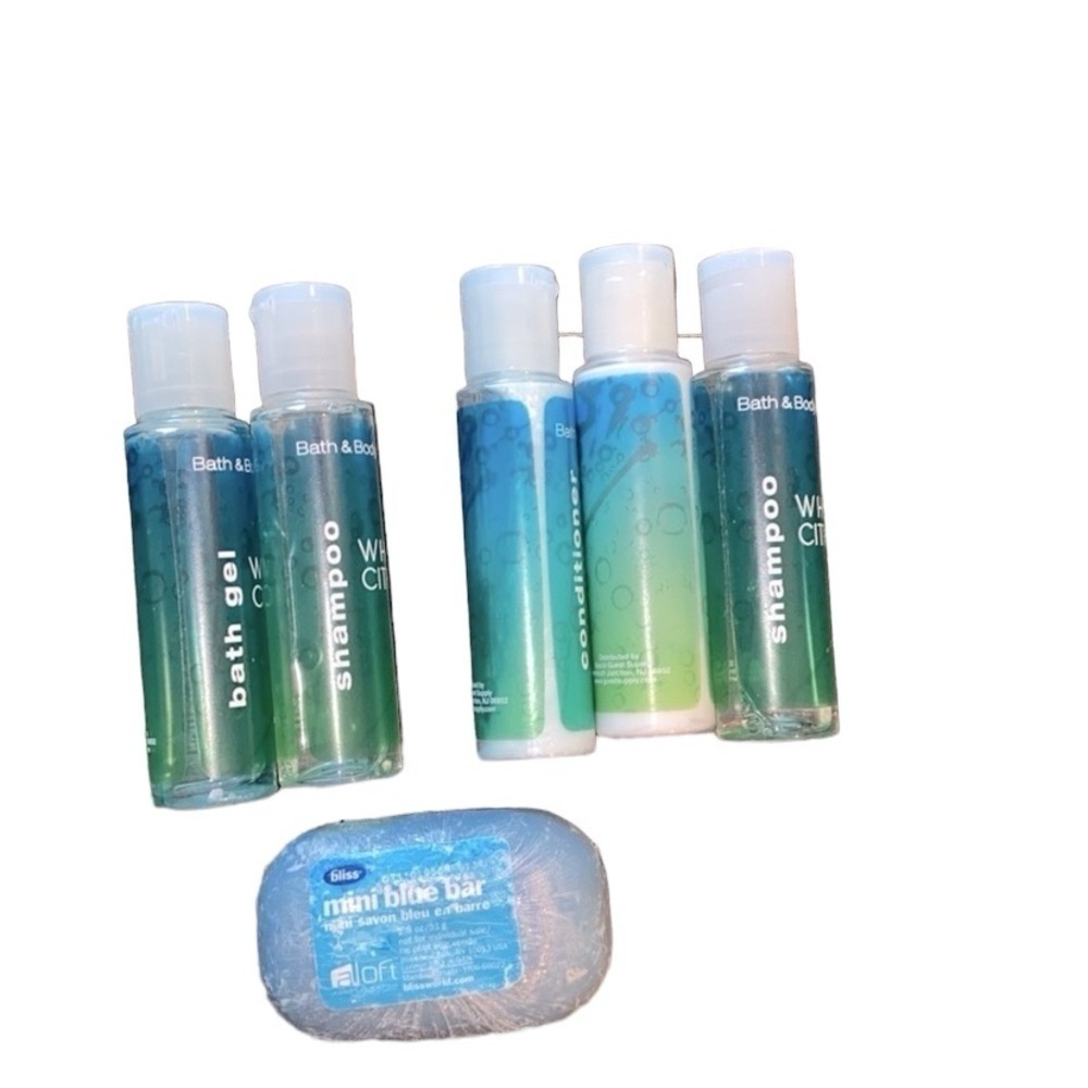Travel bag toiletries travel set